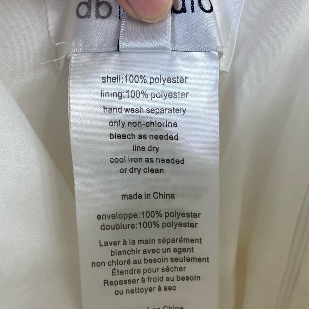 David Bridal’s white wedding dress size 10 - Picture 7 of 7